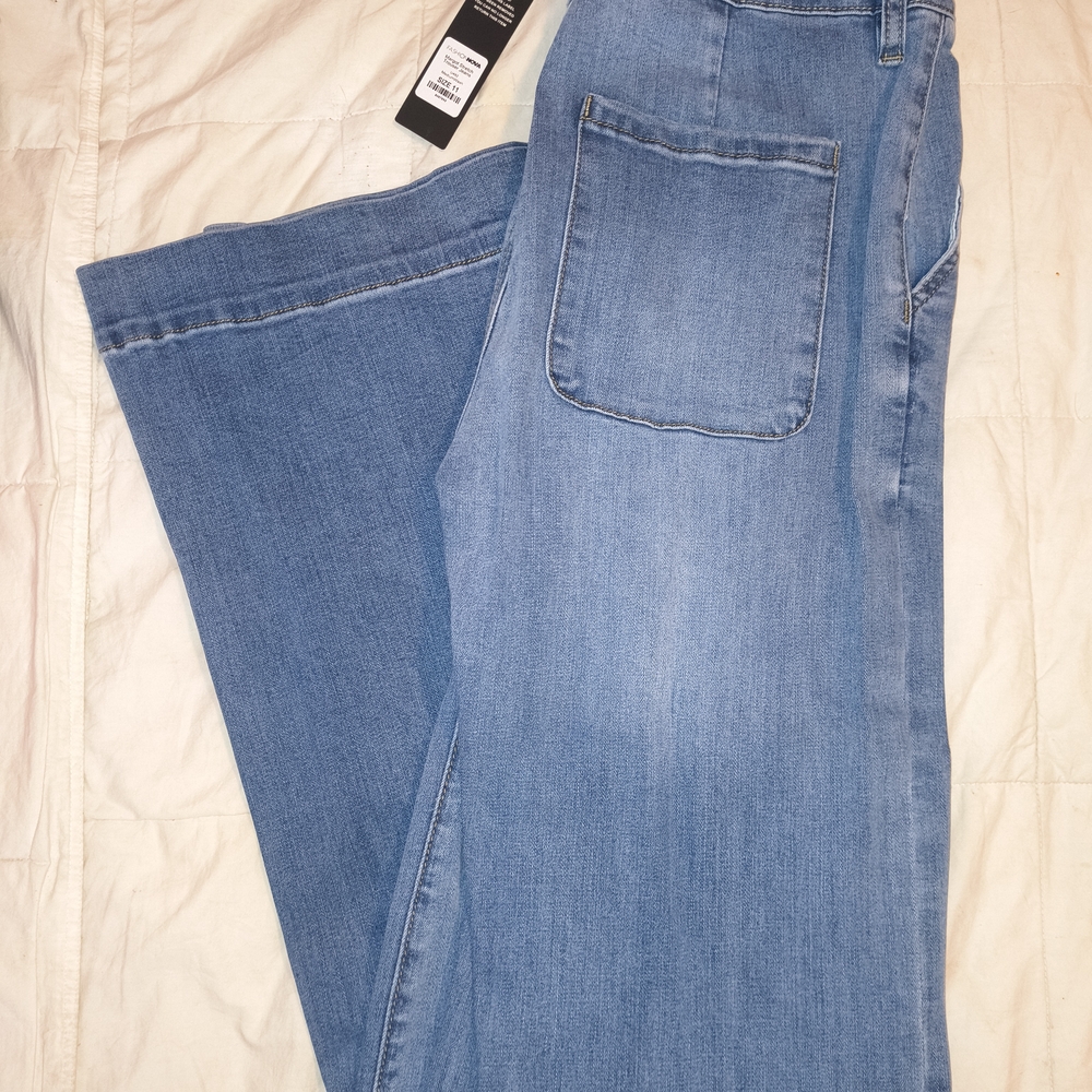 Fashion Nova Light Blue Stretch Jeans